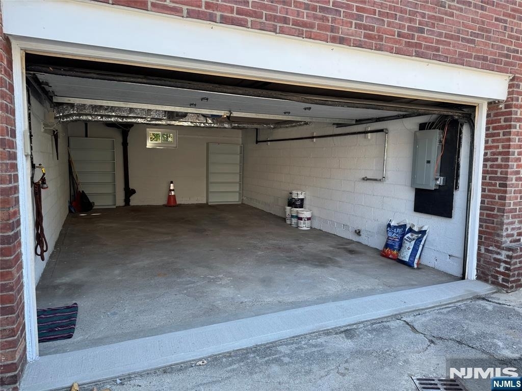1118 Edgewood - Photo 35
