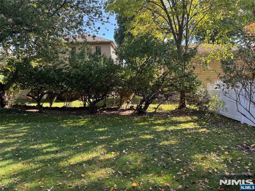 1118 Edgewood - Photo 33
