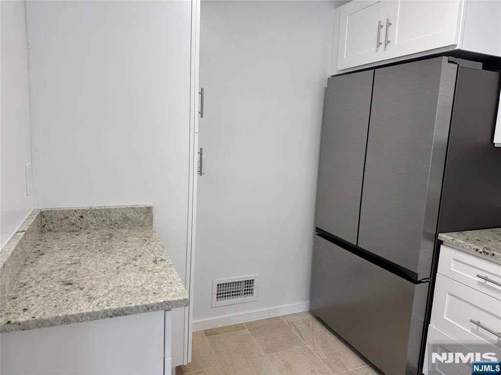 1118 Edgewood - Photo 10