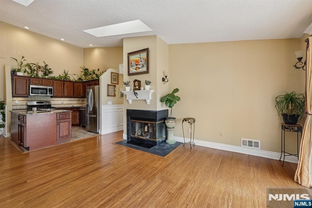 530 Holly - Photo 7