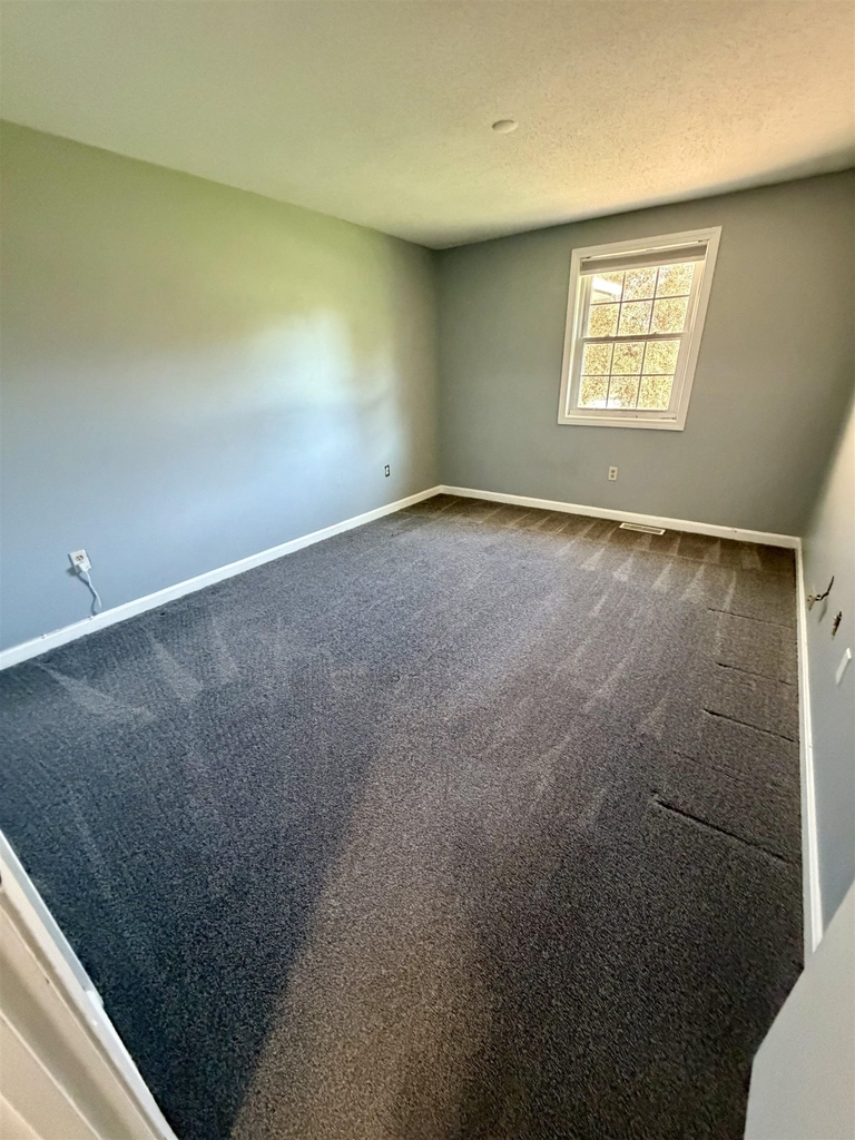 104 Elmwood - Photo 21