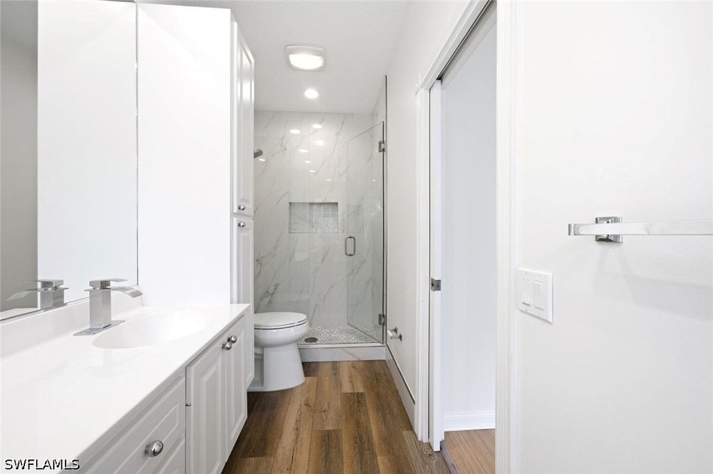 5729 Cove Circle - Photo 16