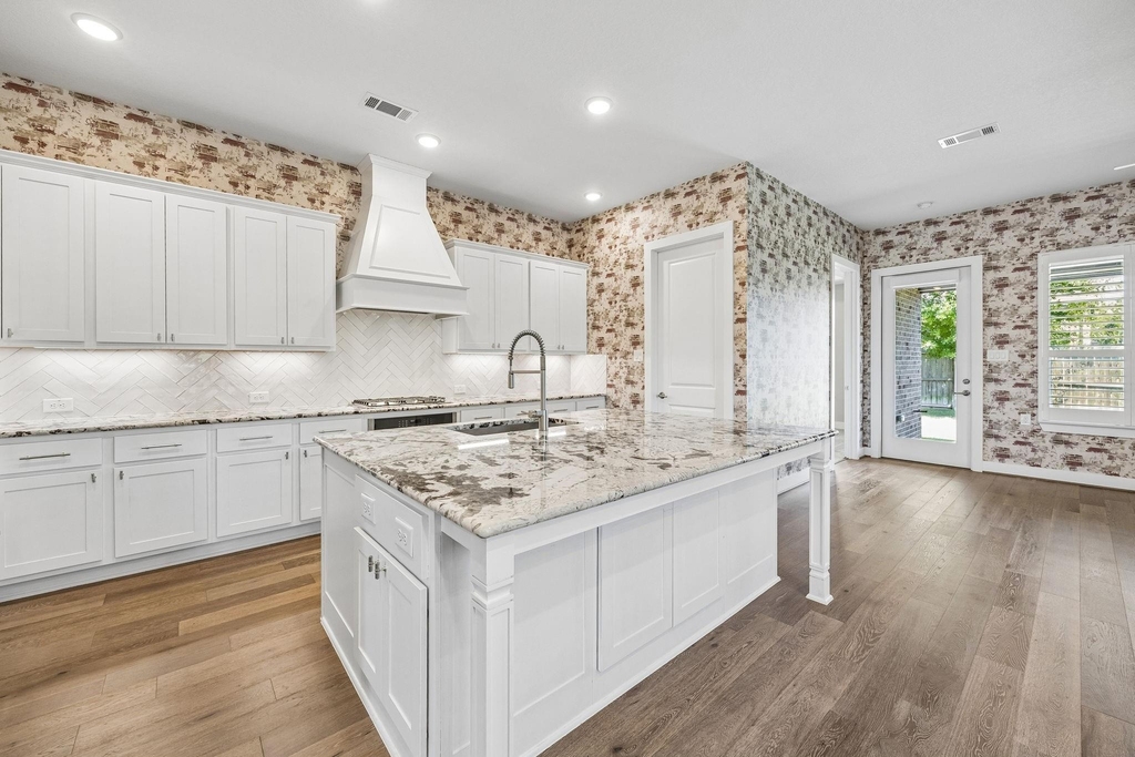 21902 Lake Whitney Court - Photo 9