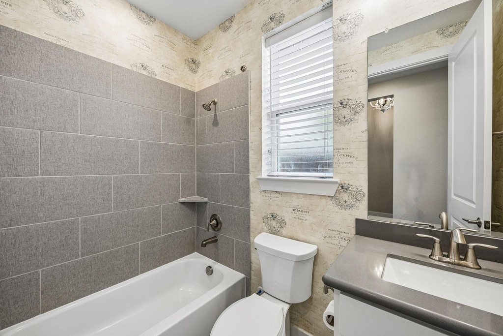 21902 Lake Whitney Court - Photo 8