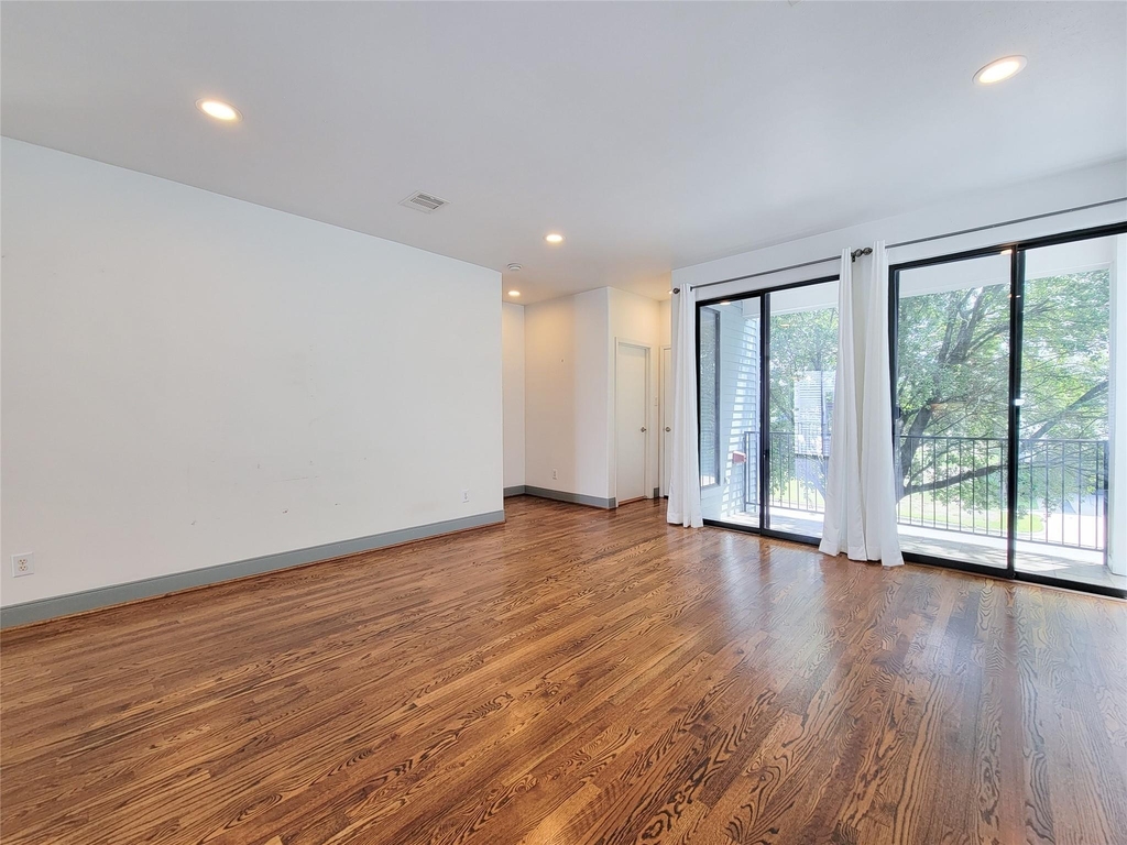 1432 Ennis Street - Photo 17