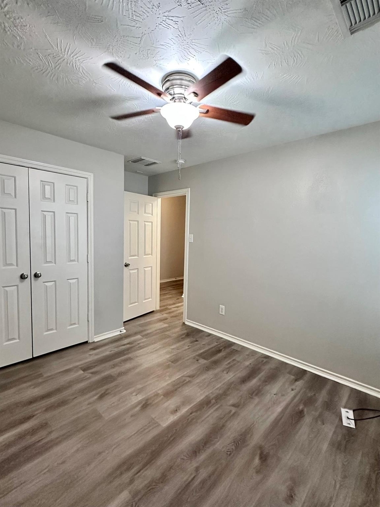 11414 Harbour Lake Court - Photo 10