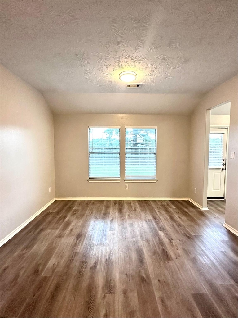 11414 Harbour Lake Court - Photo 5