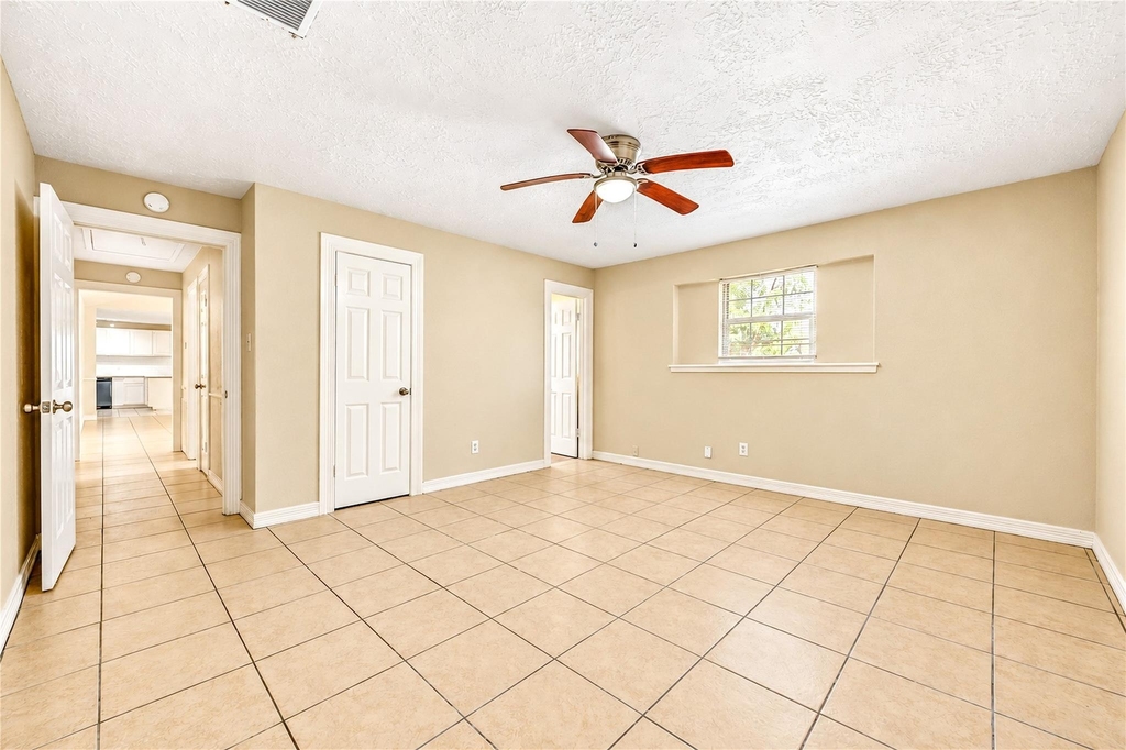 7406 Riptide Drive - Photo 10