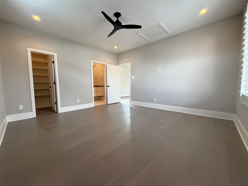 1015 E 27th Street - Photo 12