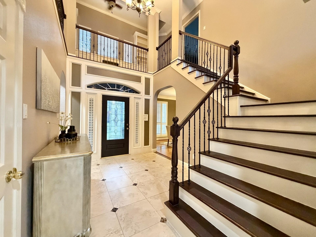 4406 Oak Trail Court - Photo 2