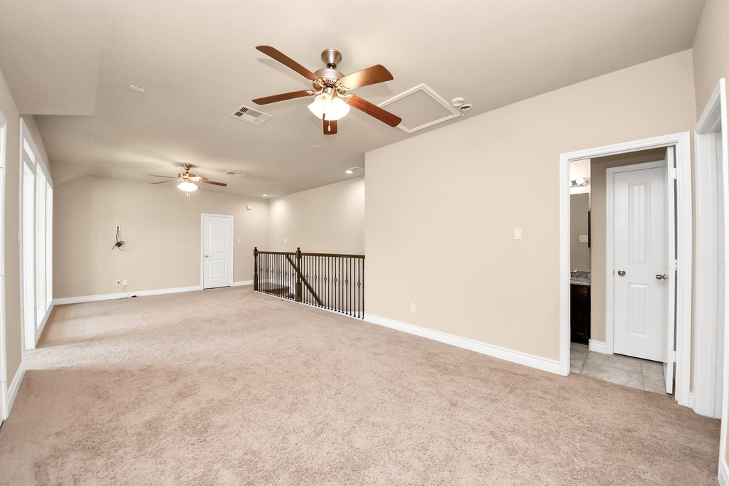 143 W Wading Pond Circle - Photo 34