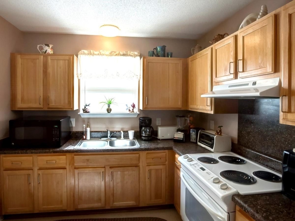 442 Somerset Drive - Photo 7