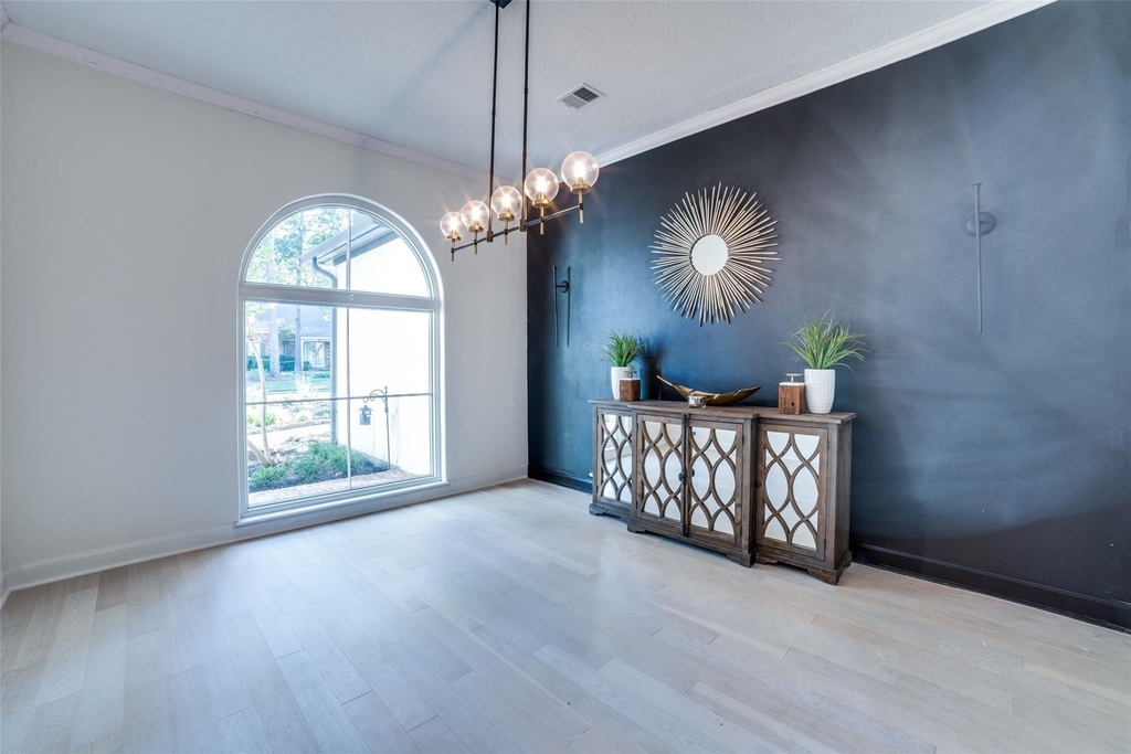 83 Promenade Street N - Photo 5