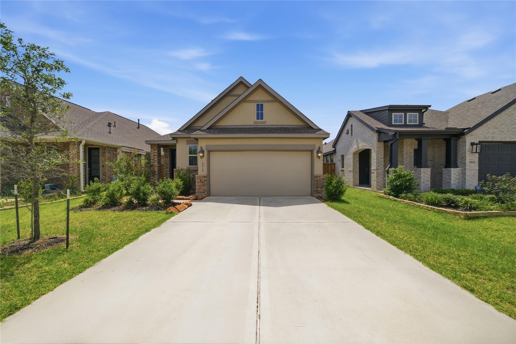 4919 Sand Clouds Drive - Photo 1