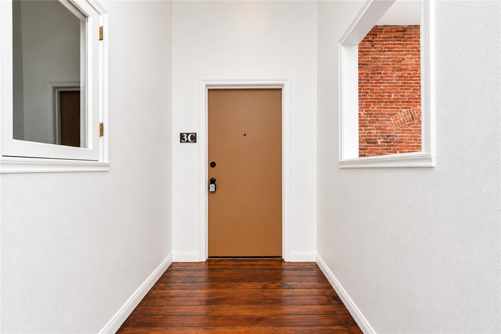 2309 Strand Street - Photo 19