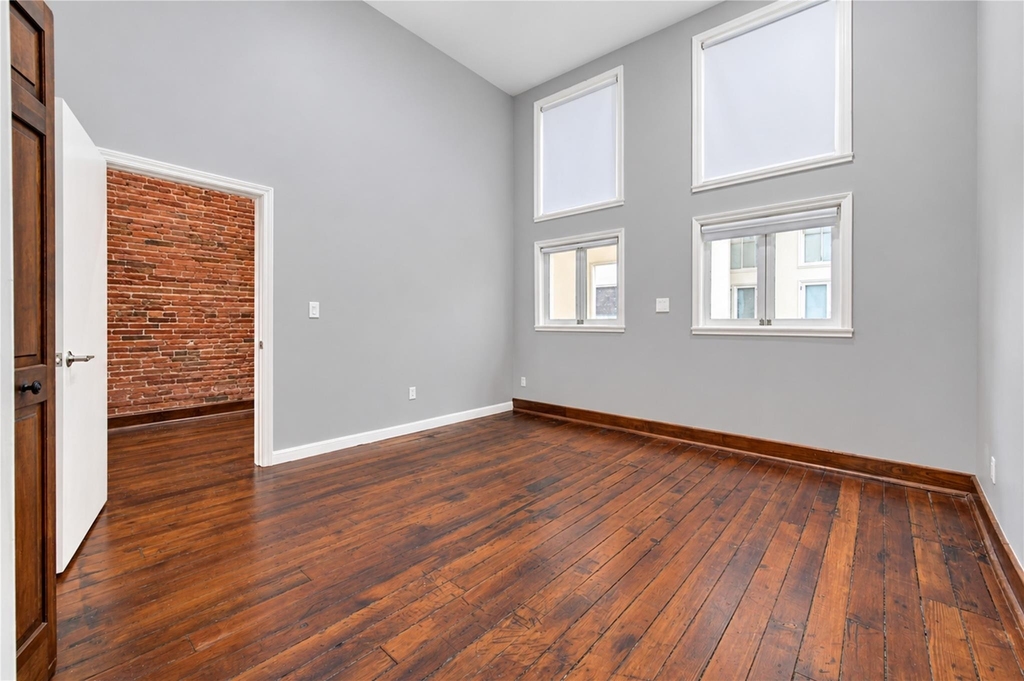 2309 Strand Street - Photo 13