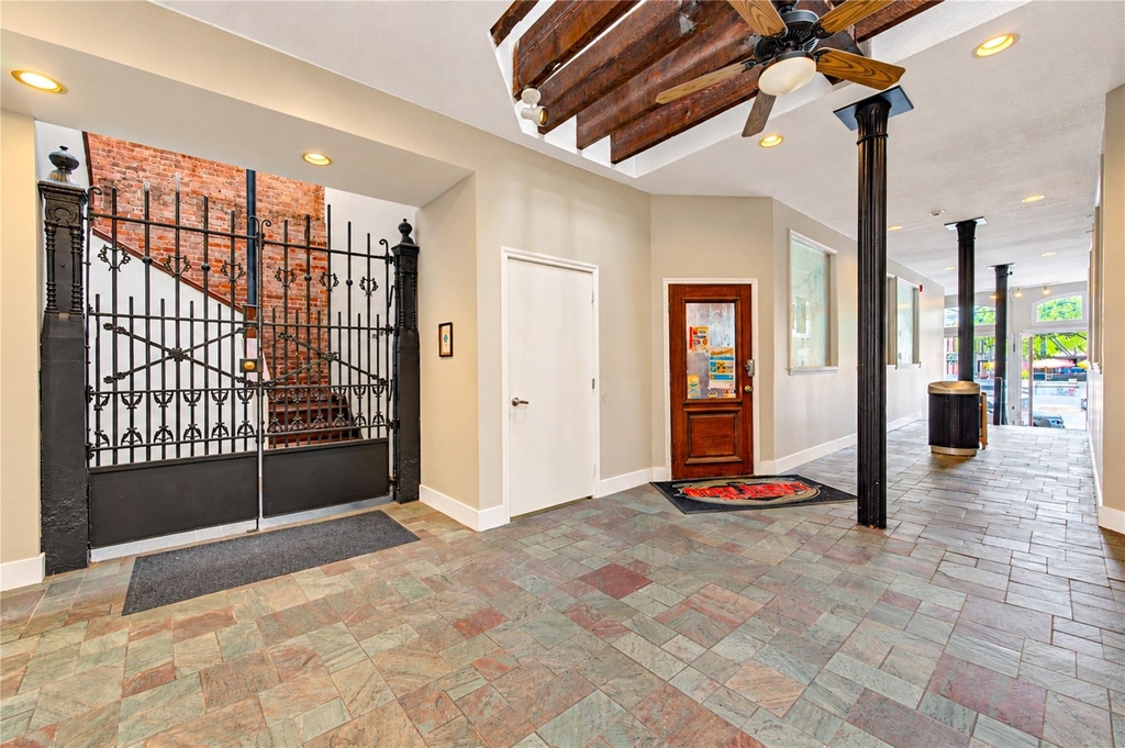 2309 Strand Street - Photo 23
