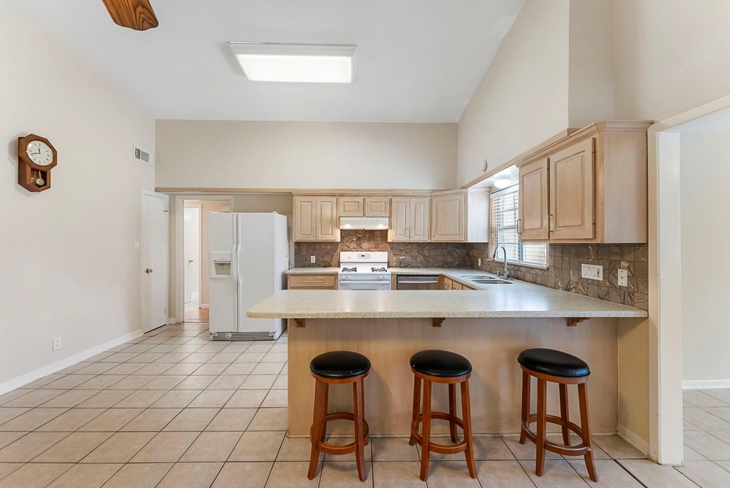 7527 Dearborn Street - Photo 9