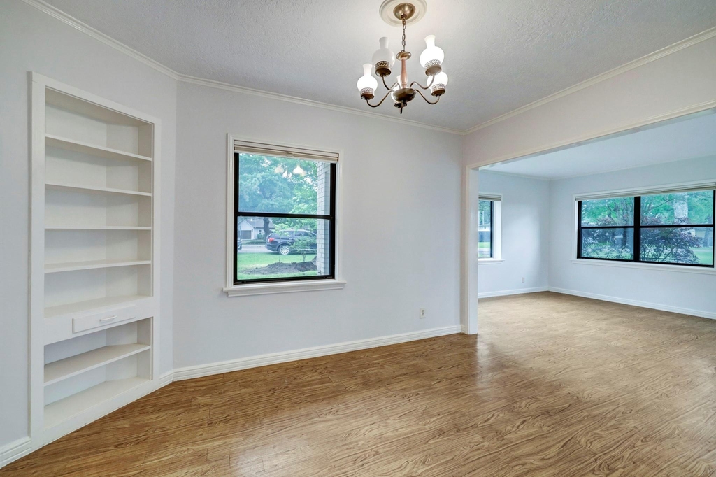 3309 Lawrence Street - Photo 2