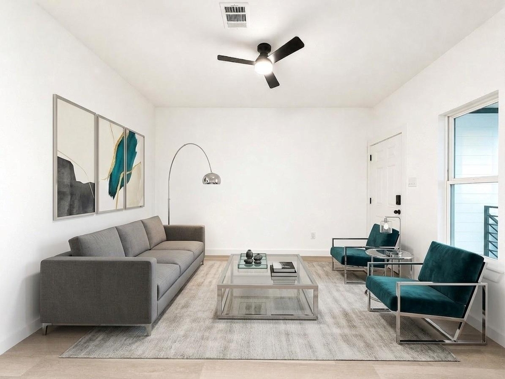 333 Delaware Street - Photo 4
