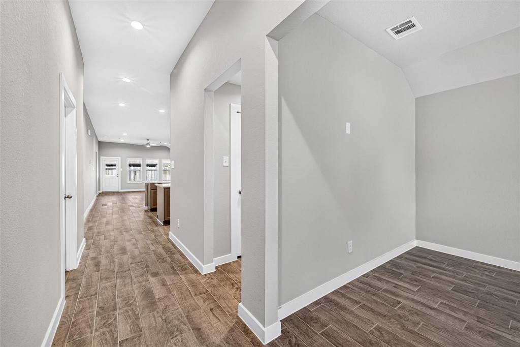 731 Orchard Vale Road - Photo 8