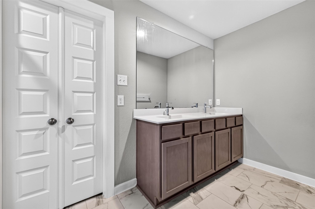 731 Orchard Vale Road - Photo 33