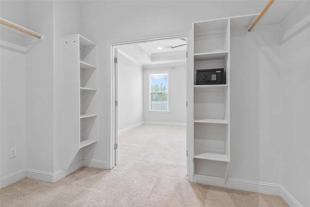 7705 Shannon Drive - Photo 12
