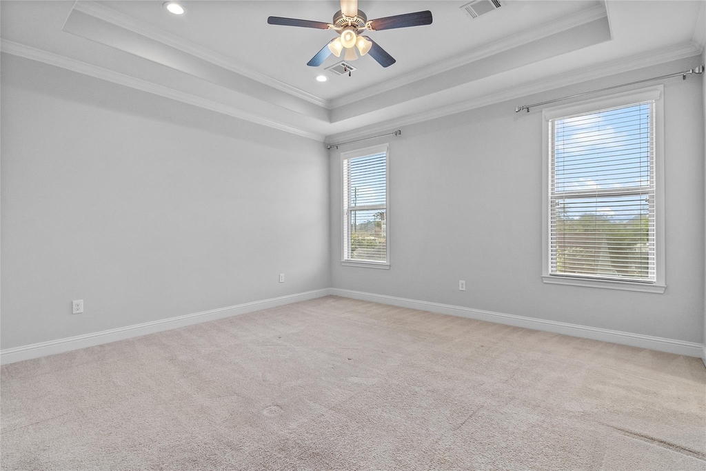 7705 Shannon Drive - Photo 8