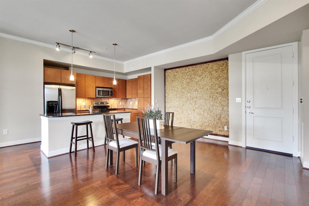 300 St Joseph Parkway - Photo 20