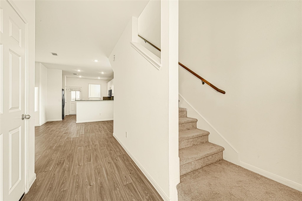 7327 Concorde Field Drive - Photo 6