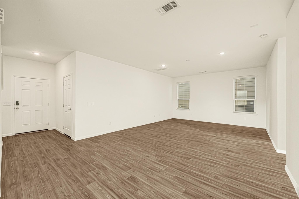 7327 Concorde Field Drive - Photo 7