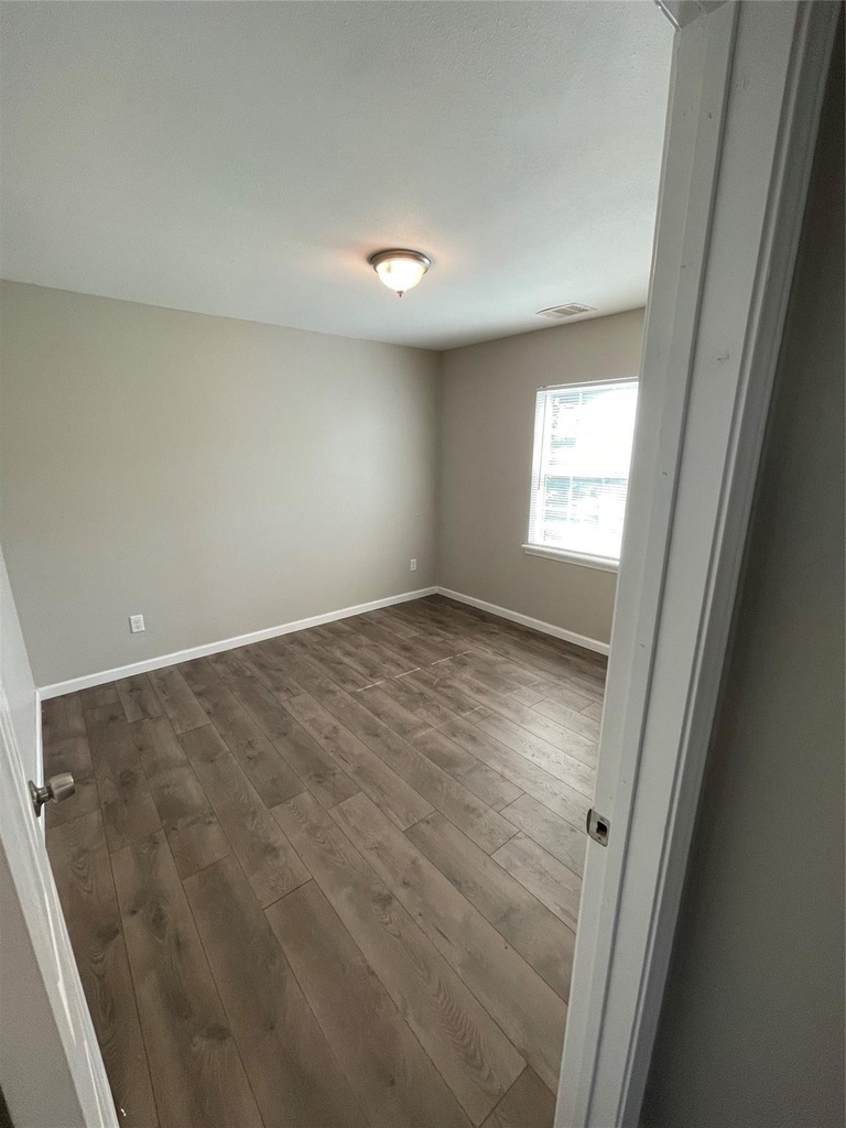 3211 Retta Street - Photo 5