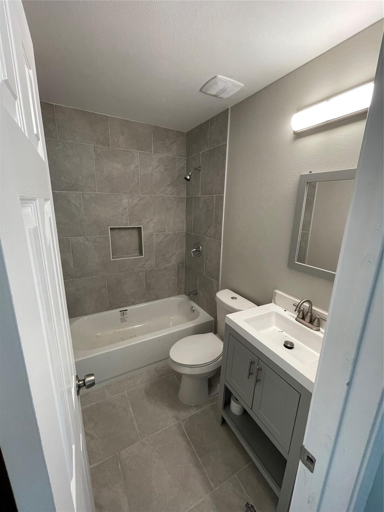 3211 Retta Street - Photo 4