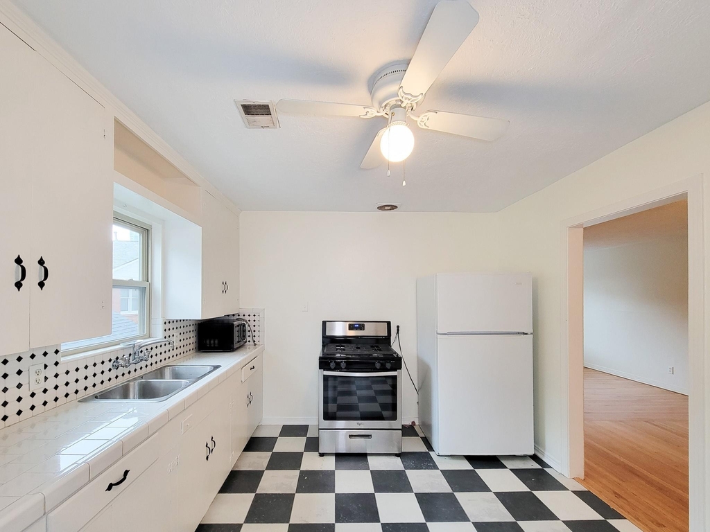 2249 Branard Street - Photo 12