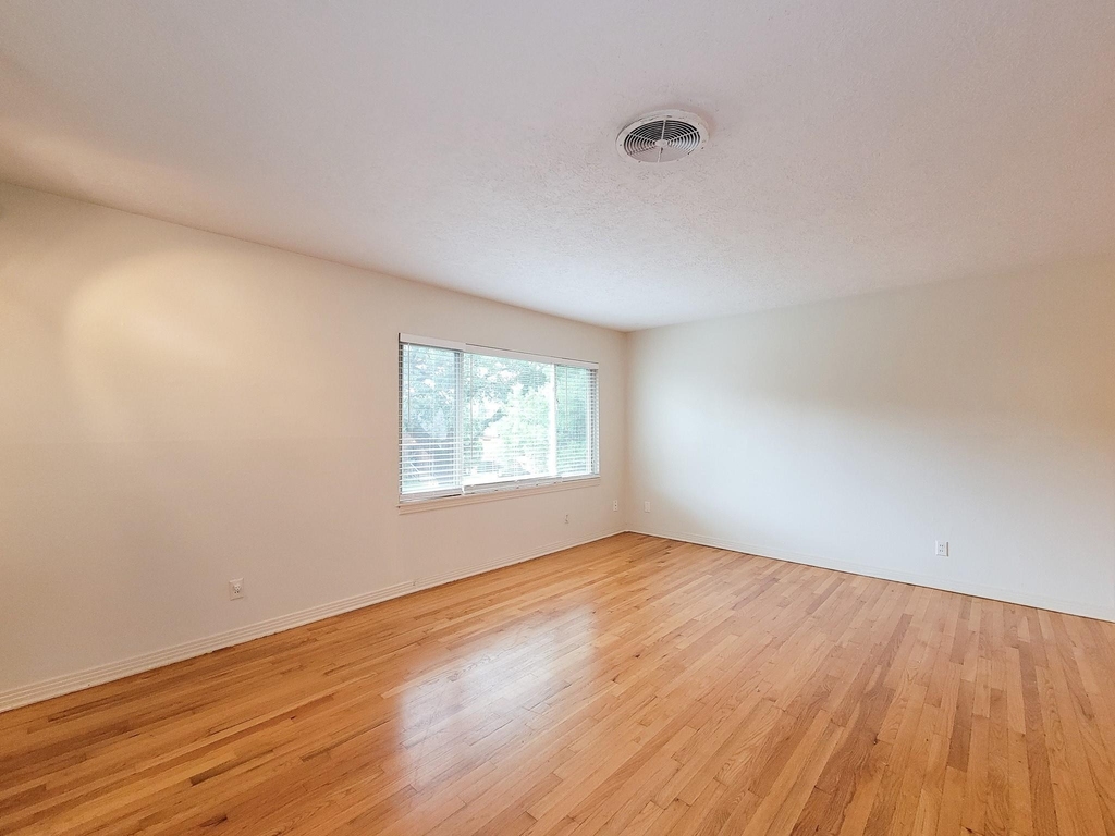 2249 Branard Street - Photo 4