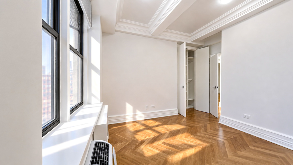 151 West 16th Street - Photo 7