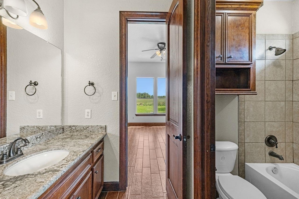 2310 Peters Road - Photo 29