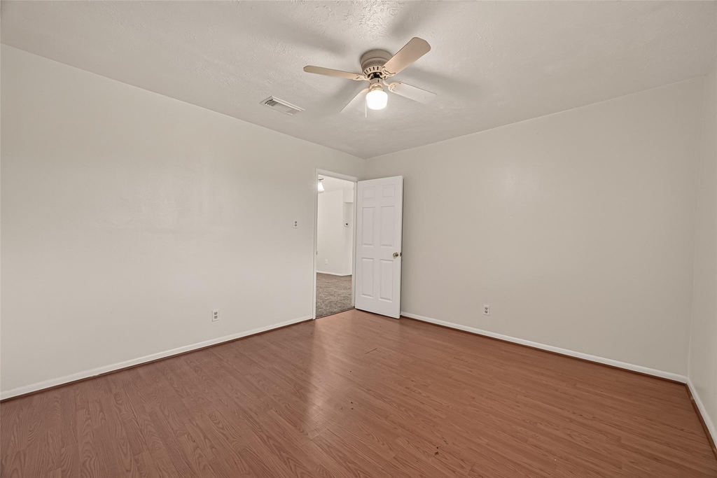 2714 S Brompton Drive - Photo 21