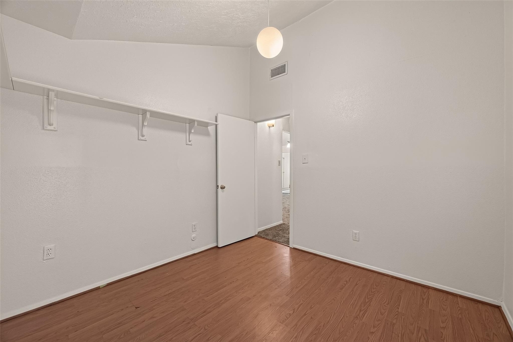 2714 S Brompton Drive - Photo 23