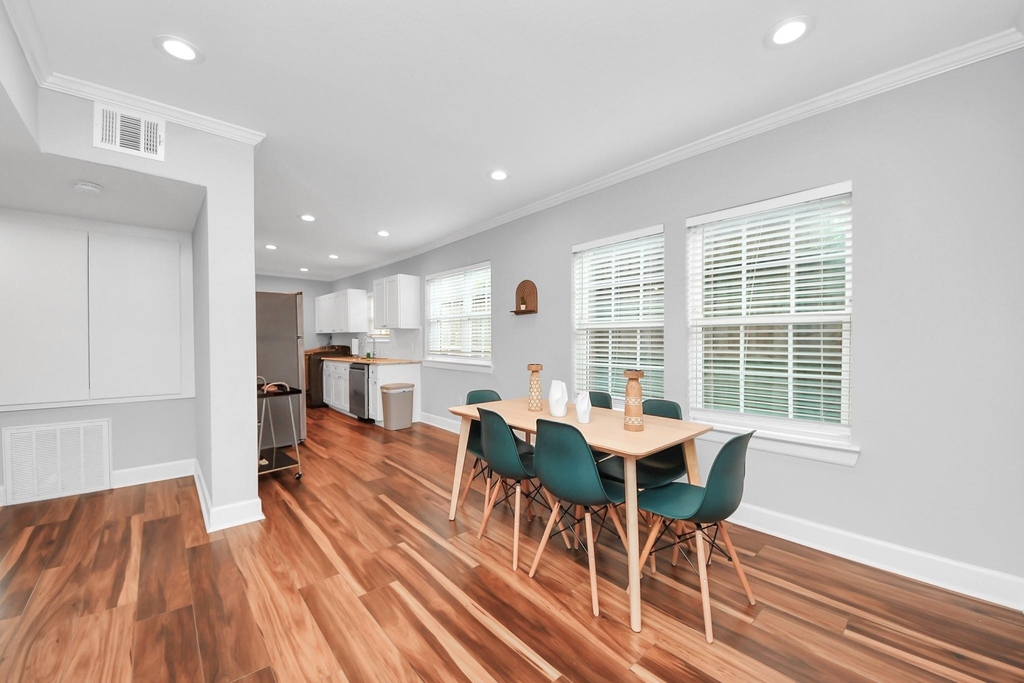1508 Ridgewood Street - Photo 3