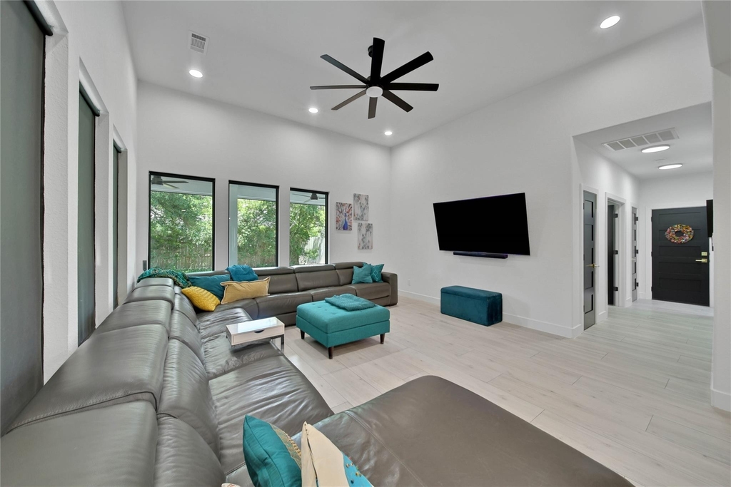 142 Pronghorn Place - Photo 17