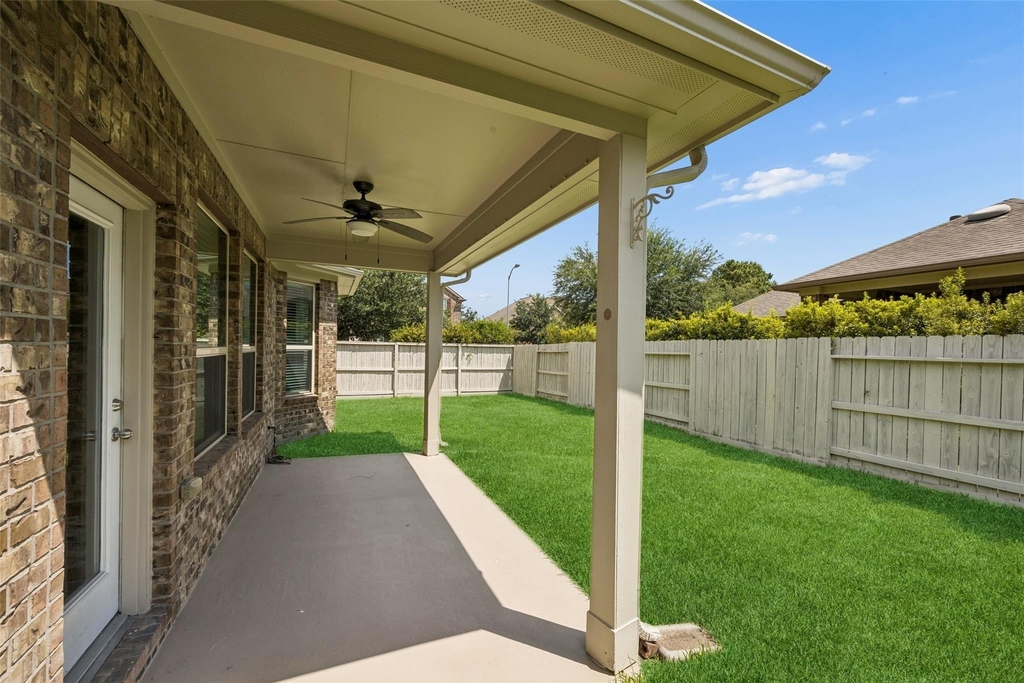 25201 Quiet Ledge - Photo 24