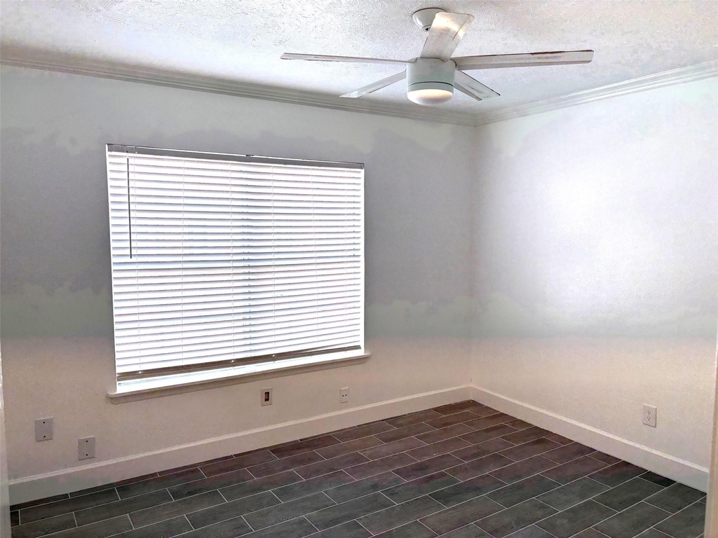 2824 Briarhurst Drive - Photo 12