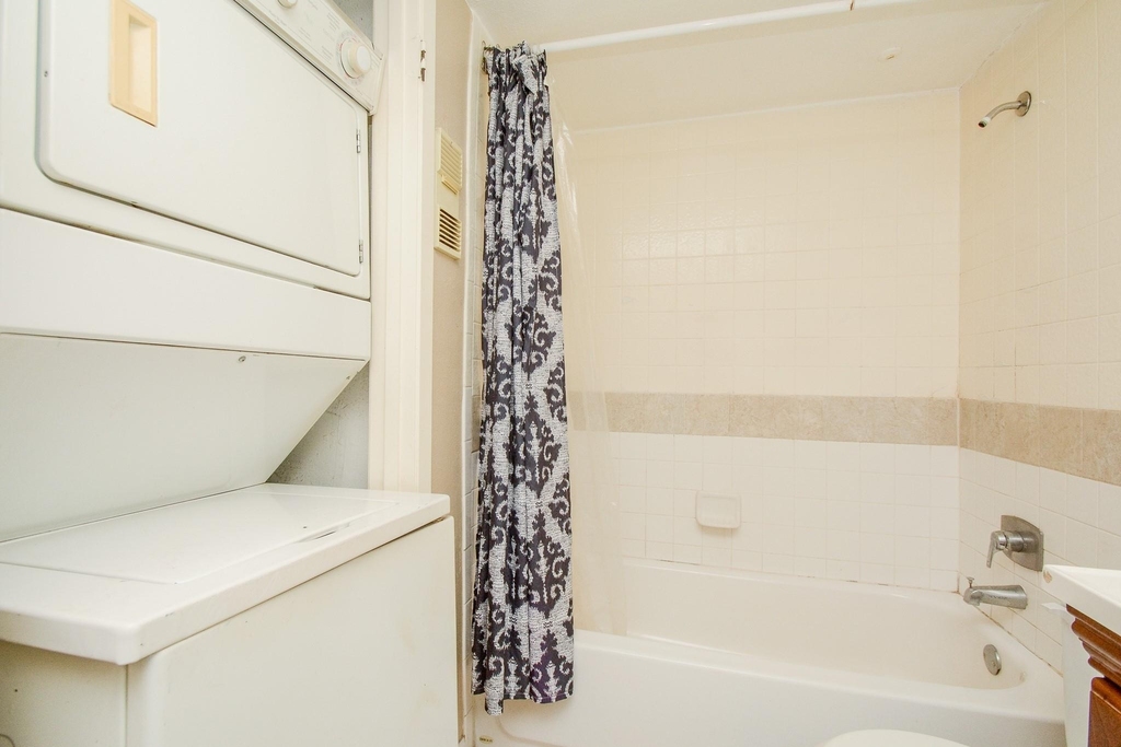 8519 Hearth Boulevard - Photo 19