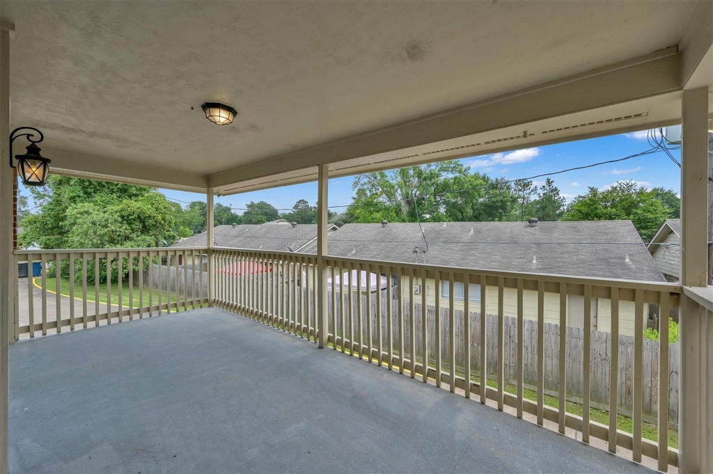 1141 Lovett Street - Photo 21