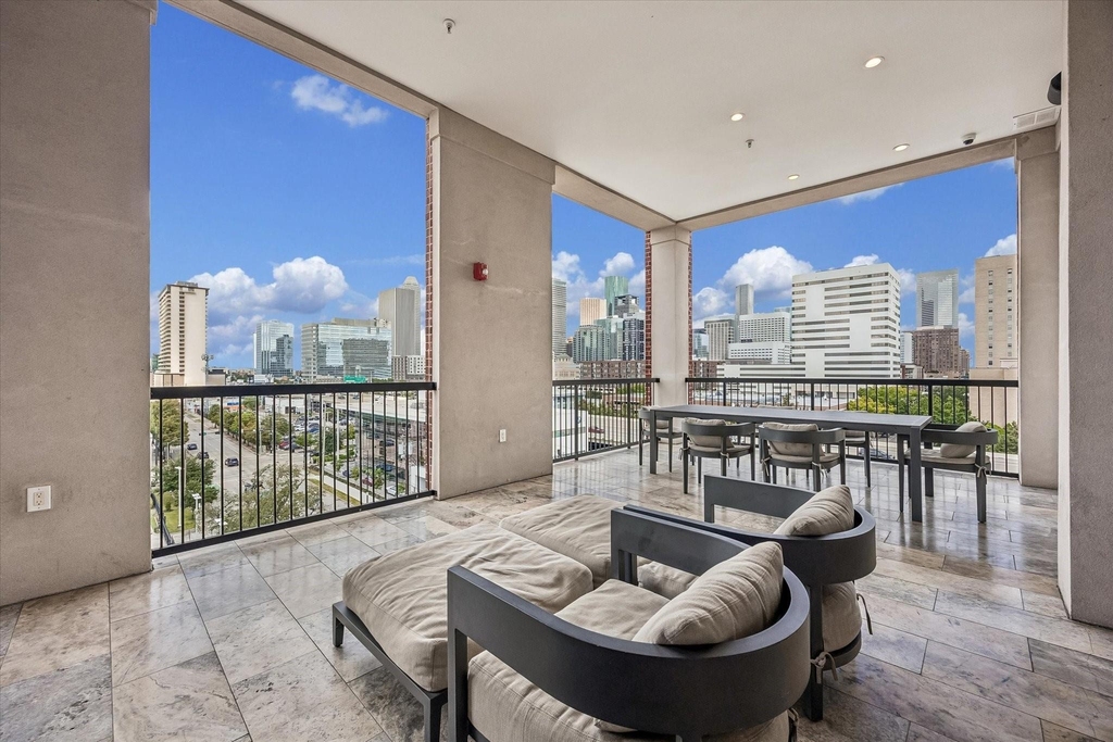 2111 Austin Street - Photo 22