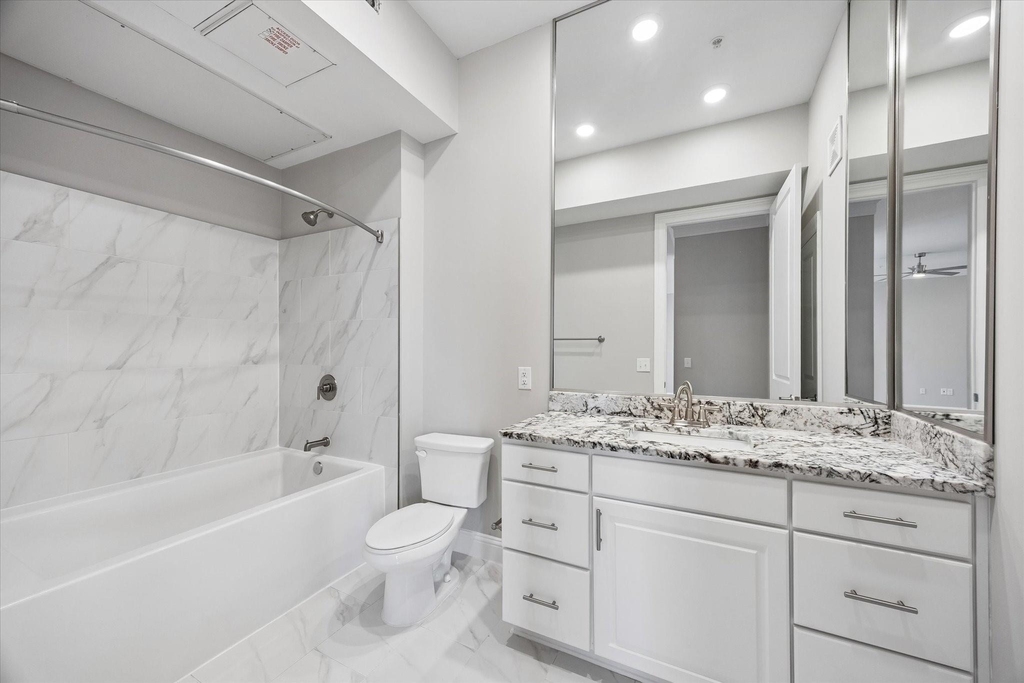2111 Austin Street - Photo 9
