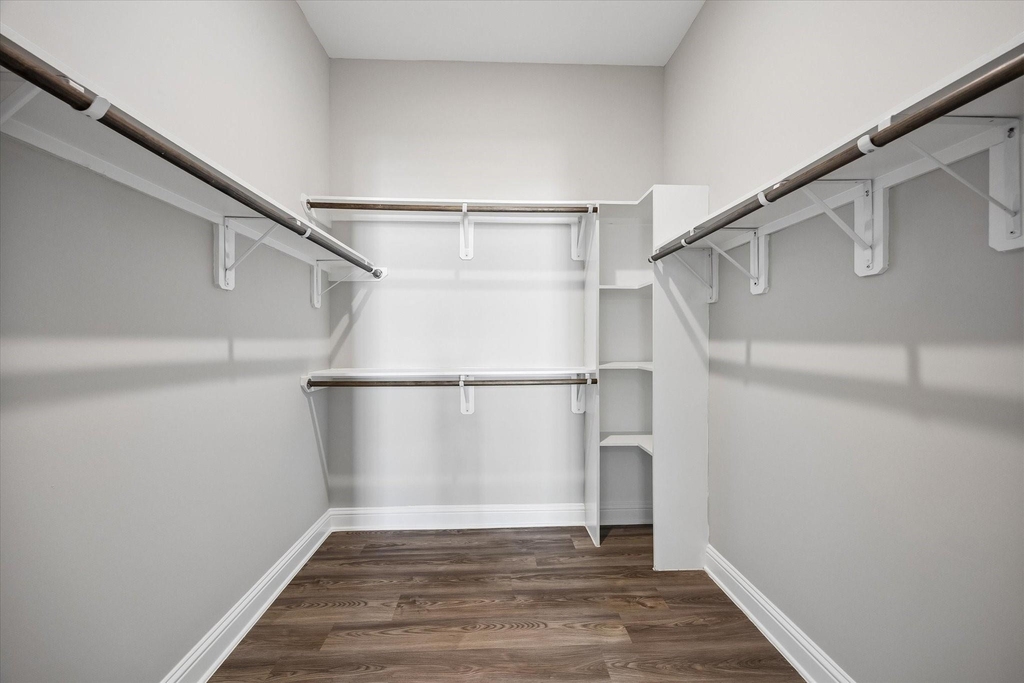 2111 Austin Street - Photo 8