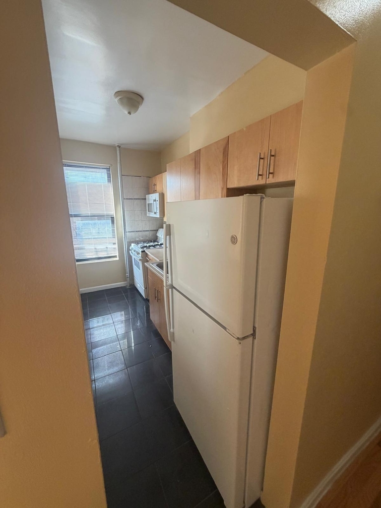 W 207 St / Vermilyea Avenue - Photo 0