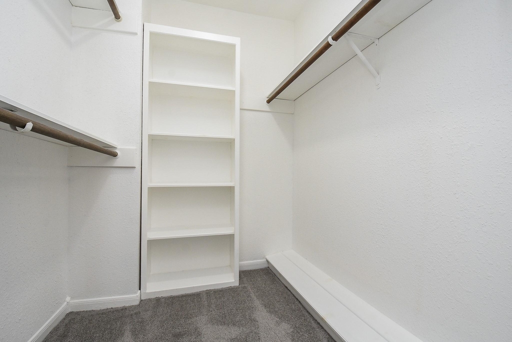15814 Winding Moss Drive - Photo 40
